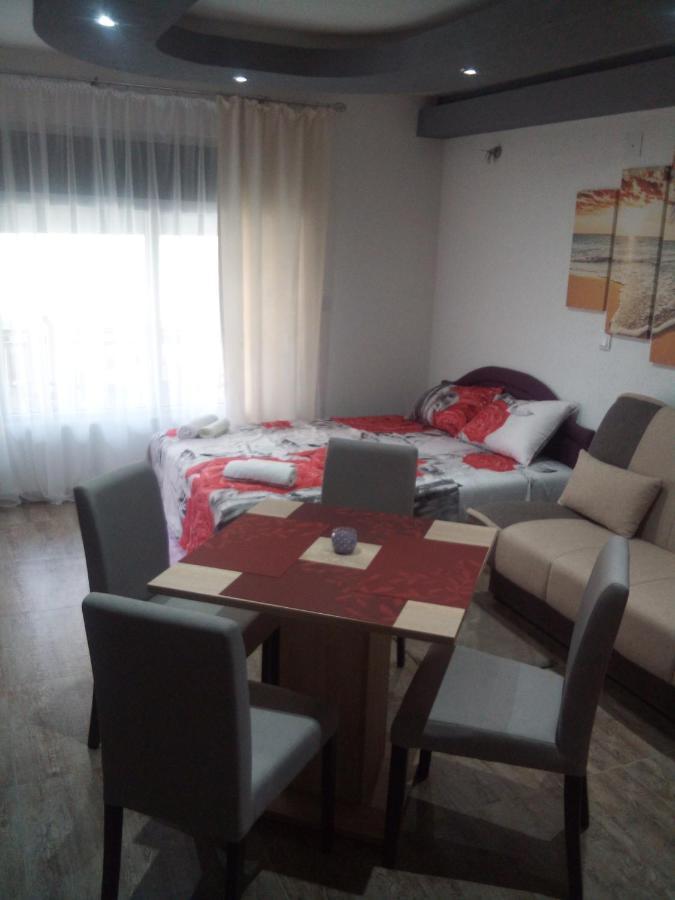Ferienwohnung Lela Josanicka Banja Exterior foto